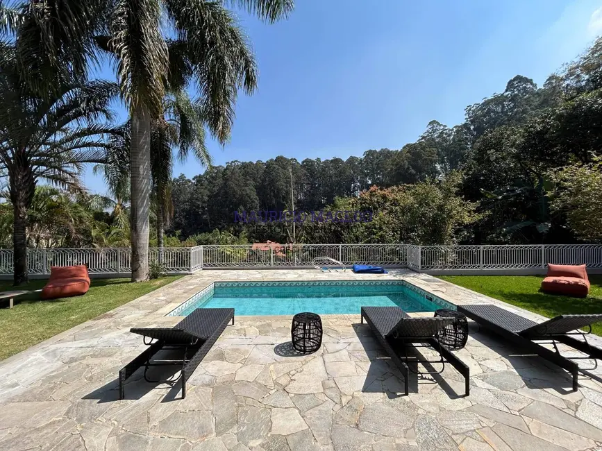 Foto 1 de Casa com 4 quartos à venda e para alugar, 1400m2 em Residencial Tamboré,  - SP