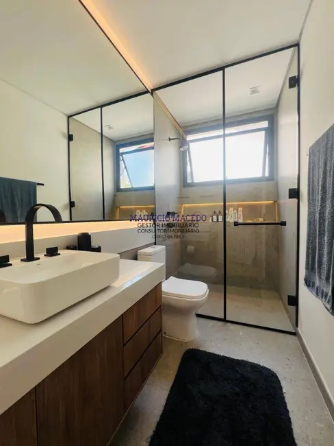 Foto 2 de Casa com 4 quartos à venda e para alugar, 560m2 em Alphaville Residencial Um, Barueri - SP