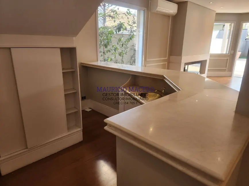 Foto 3 de Casa com 4 quartos para alugar, 680m2 em Tamboré, Santana De Parnaiba - SP