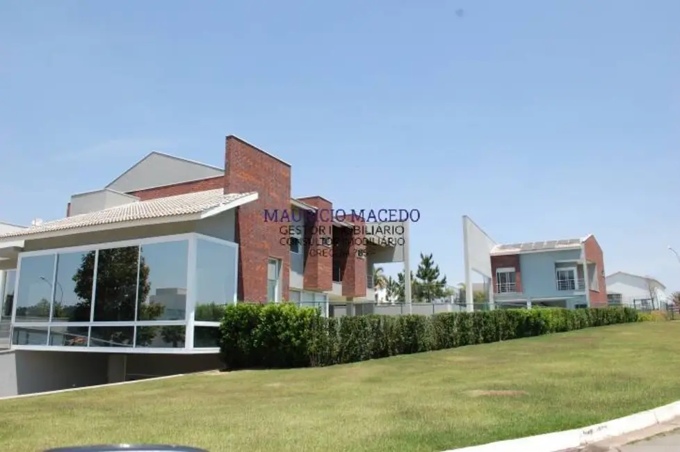 Casa com 5 quartos para alugar, 1323m2 em Barueri - SP - imagem 4 Foto 4 de Casa com 5 quartos para alugar, 1323m2 em Barueri - SP