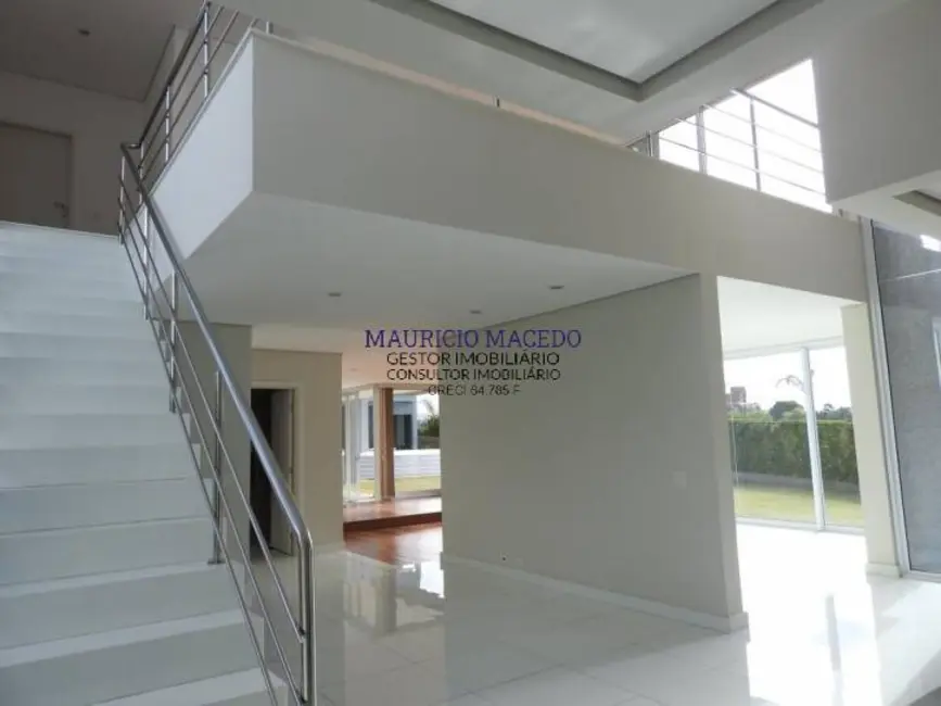 Casa com 5 quartos para alugar, 1323m2 em Barueri - SP - imagem 6 Foto 6 de Casa com 5 quartos para alugar, 1323m2 em Barueri - SP