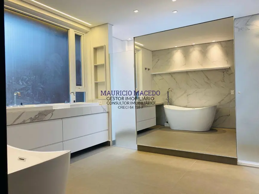 Casa com 4 quartos à venda, 560m2 em Alphaville Residencial Um, Barueri - SP - imagem 7 Foto 7 de Casa com 4 quartos à venda, 560m2 em Alphaville Residencial Um, Barueri - SP