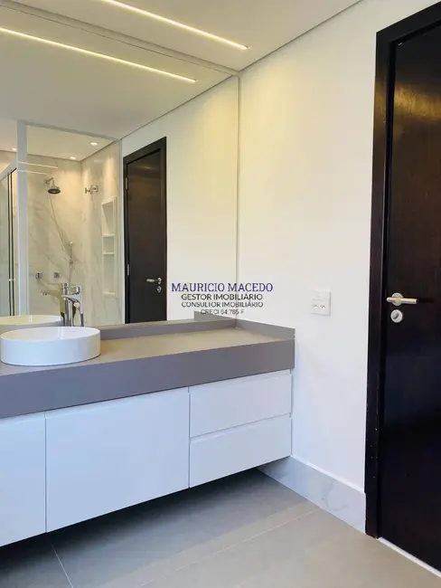 Casa com 4 quartos à venda, 560m2 em Alphaville Residencial Um, Barueri - SP - imagem 4 Foto 4 de Casa com 4 quartos à venda, 560m2 em Alphaville Residencial Um, Barueri - SP