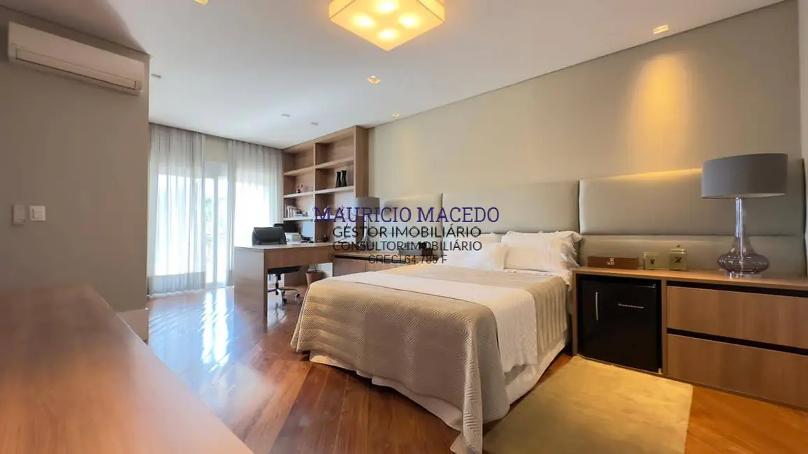 Foto 6 de Casa à venda e para alugar, 1056m2 em Santana De Parnaiba - SP