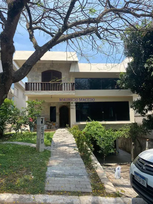 Foto 1 de Casa com 4 quartos para alugar, 360m2 em Alphaville, Santana De Parnaiba - SP