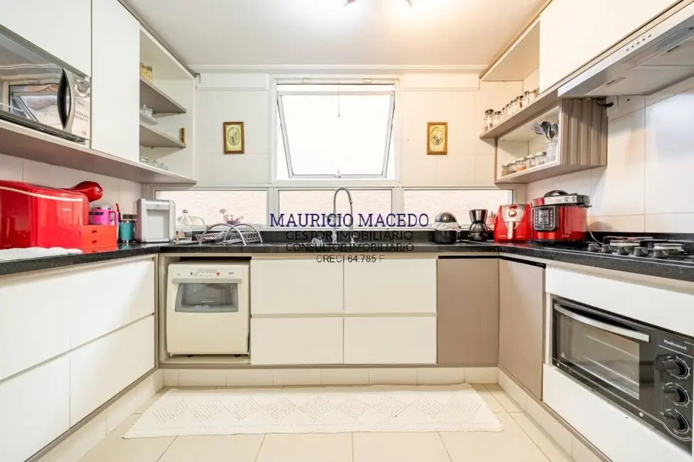 Casa com 4 quartos à venda, 360m2 em Alphaville, Santana De Parnaiba - SP - imagem 9 Foto 9 de Casa com 4 quartos à venda, 360m2 em Alphaville, Santana De Parnaiba - SP