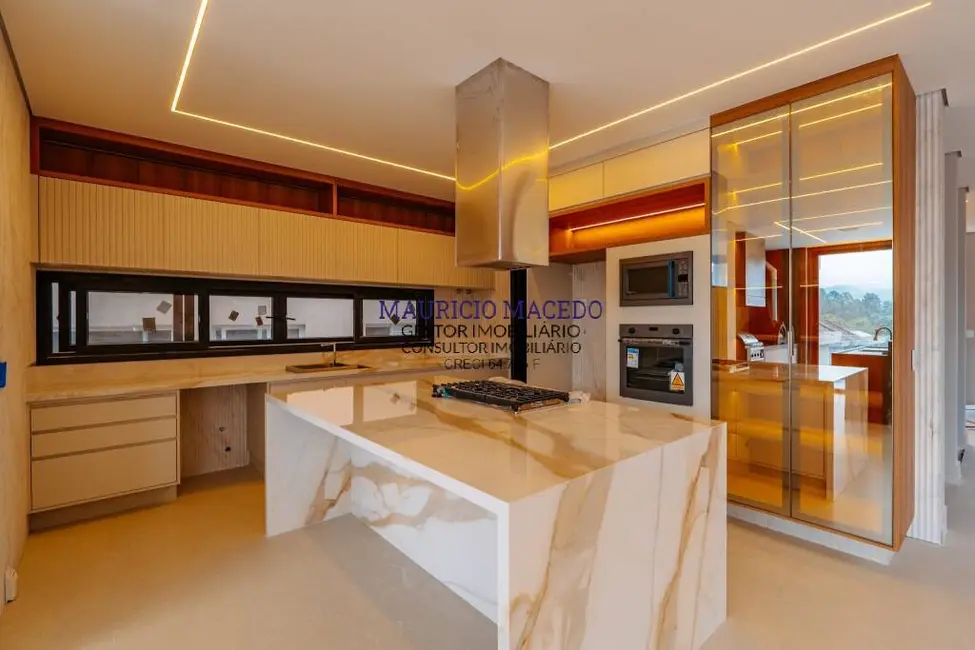 Foto 4 de Casa com 4 quartos à venda, 420m2 em Tamboré, Santana De Parnaiba - SP