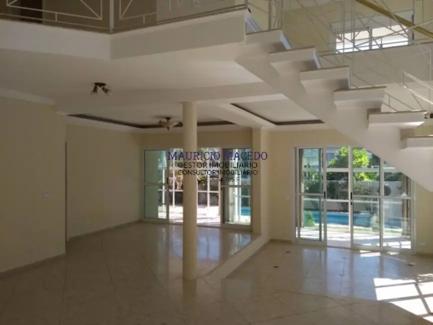Foto 6 de Casa com 4 quartos para alugar, 480m2 em Barueri - SP