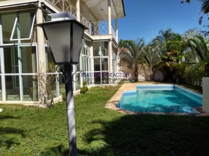 Foto 2 de Casa com 4 quartos para alugar, 480m2 em Barueri - SP