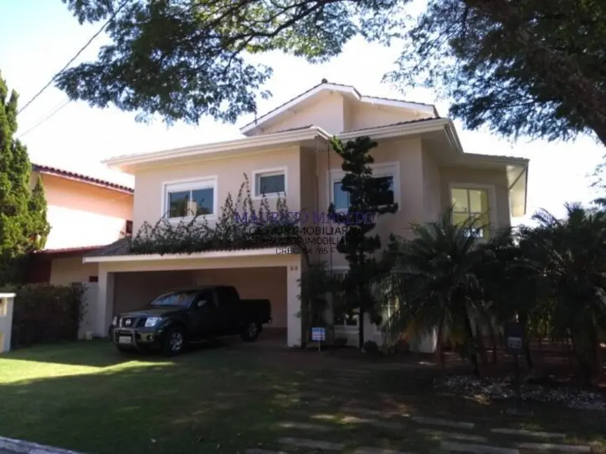 Foto 1 de Casa com 4 quartos para alugar, 480m2 em Barueri - SP