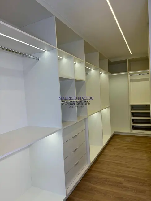 Apartamento com 4 quartos para alugar, 120m2 em Alphaville Empresarial, Barueri - SP - imagem 8 Foto 8 de Apartamento com 4 quartos para alugar, 120m2 em Alphaville Empresarial, Barueri - SP