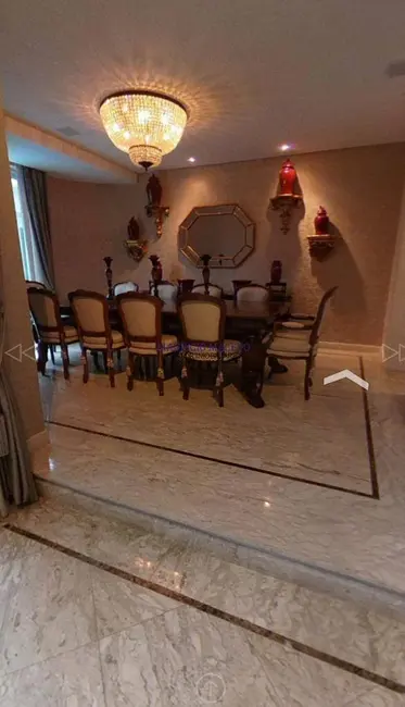 Foto 3 de Casa com 5 quartos para alugar, 700m2 em Alphaville, Santana De Parnaiba - SP