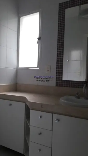 Foto 5 de Casa com 3 quartos à venda e para alugar, 360m2 em Barueri - SP
