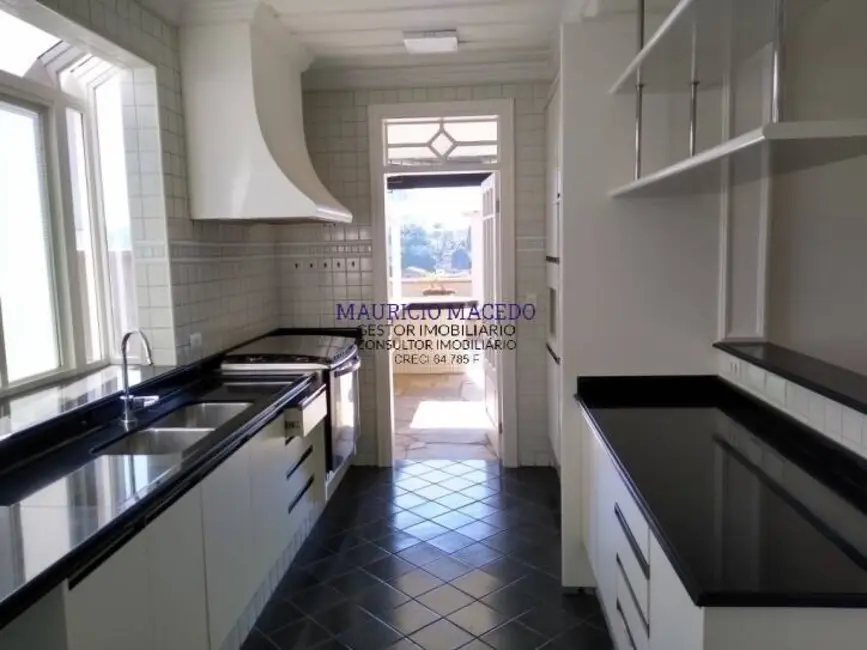 Foto 6 de Casa com 4 quartos à venda, 593m2 em Barueri - SP
