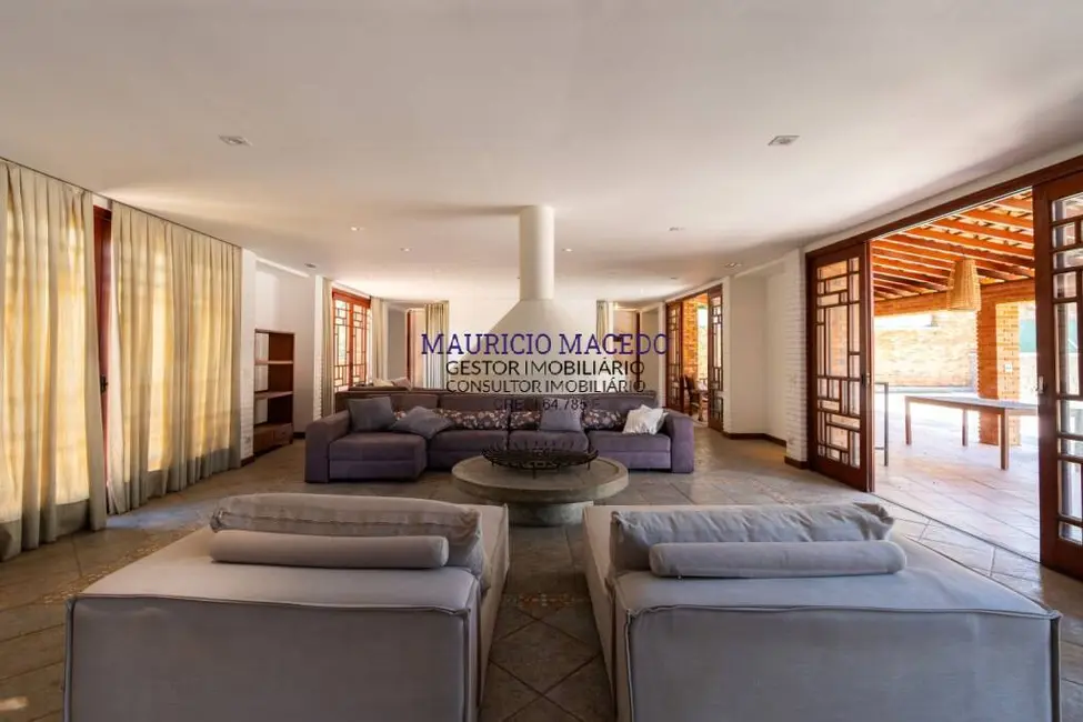 Foto 3 de Casa com 6 quartos à venda, 2180m2 em Santana De Parnaiba - SP