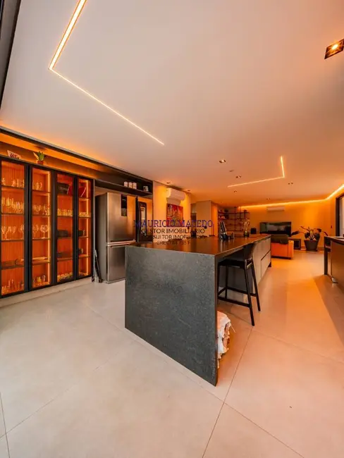 Casa com 4 quartos à venda, 900m2 em Tamboré, Santana De Parnaiba - SP - imagem 9 Foto 9 de Casa com 4 quartos à venda, 900m2 em Tamboré, Santana De Parnaiba - SP