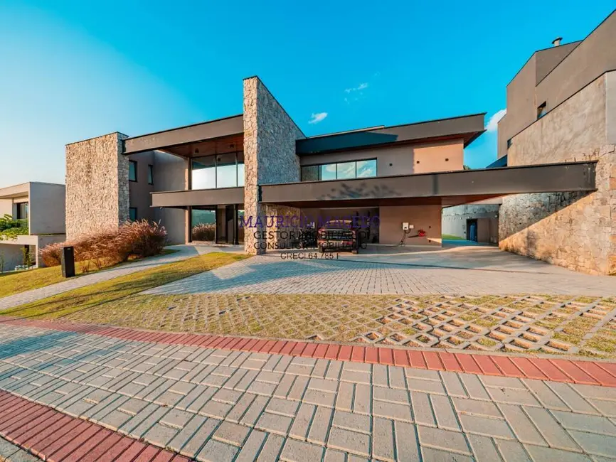 Casa com 4 quartos à venda, 900m2 em Tamboré, Santana De Parnaiba - SP - imagem 1 Foto 1 de Casa com 4 quartos à venda, 900m2 em Tamboré, Santana De Parnaiba - SP
