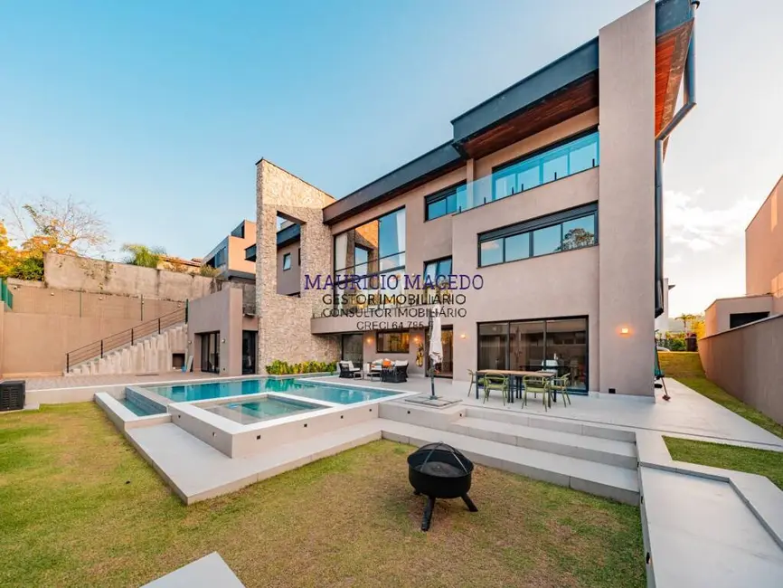 Casa com 4 quartos à venda, 900m2 em Tamboré, Santana De Parnaiba - SP - imagem 3 Foto 3 de Casa com 4 quartos à venda, 900m2 em Tamboré, Santana De Parnaiba - SP