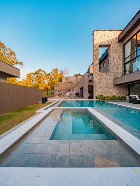Casa com 4 quartos à venda, 900m2 em Tamboré, Santana De Parnaiba - SP - imagem 5 Foto 5 de Casa com 4 quartos à venda, 900m2 em Tamboré, Santana De Parnaiba - SP