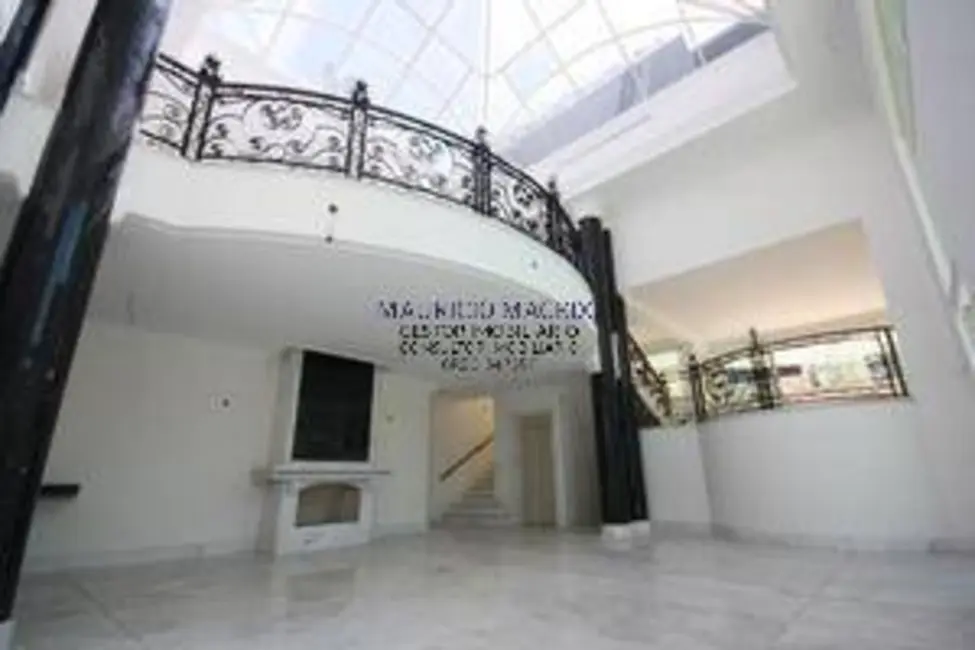 Casa com 5 quartos à venda, 1000m2 em Barueri - SP - imagem 9 Foto 9 de Casa com 5 quartos à venda, 1000m2 em Barueri - SP