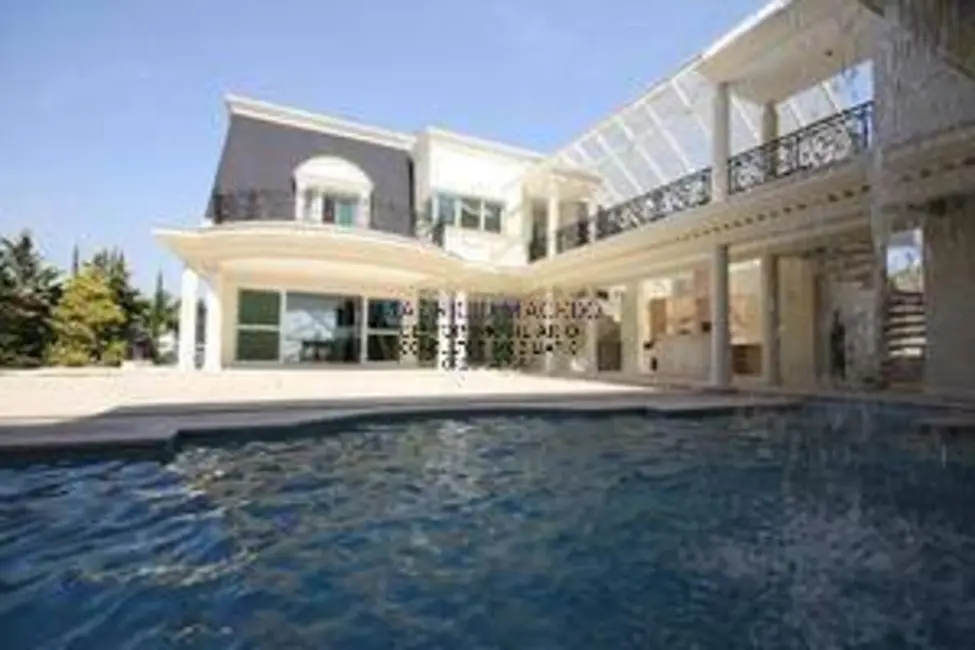 Casa com 5 quartos à venda, 1000m2 em Barueri - SP - imagem 8 Foto 8 de Casa com 5 quartos à venda, 1000m2 em Barueri - SP