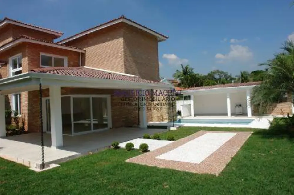 Casa com 4 quartos à venda e para alugar, 630m2 em Barueri - SP - imagem 4 Foto 4 de Casa com 4 quartos à venda e para alugar, 630m2 em Barueri - SP
