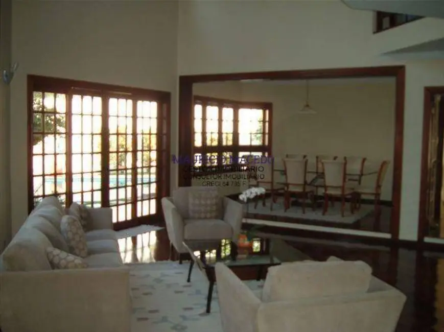 Foto 4 de Casa com 4 quartos à venda e para alugar, 560m2 em Barueri - SP