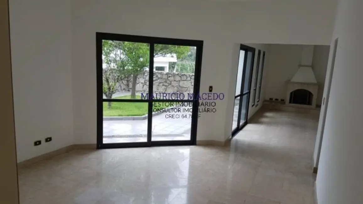 Foto 3 de Casa com 4 quartos para alugar, 1500m2 em Barueri - SP