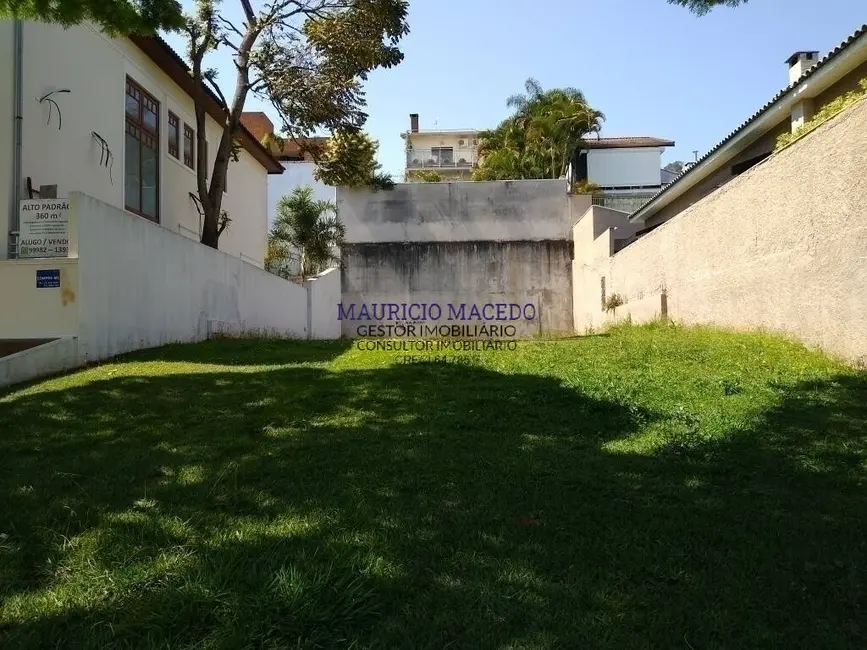 Foto 1 de Terreno / Lote à venda, 360m2 em Barueri - SP