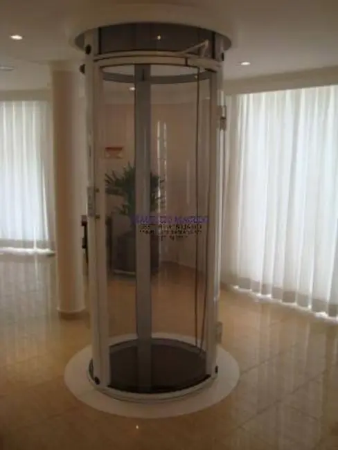 Foto 3 de Casa com 5 quartos à venda e para alugar, 819m2 em Barueri - SP