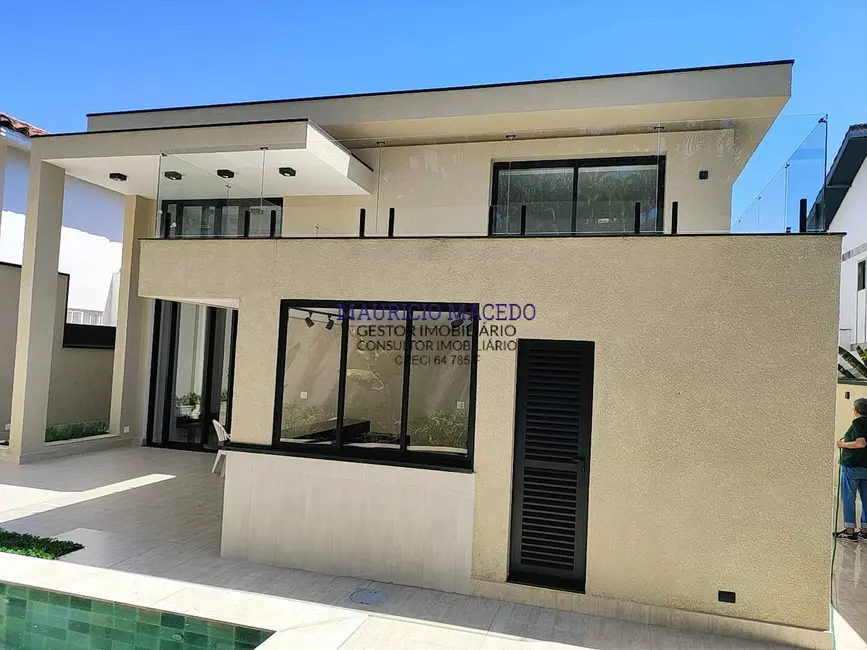 Casa com 4 quartos à venda, 440m2 em Barueri - SP - imagem 3 Foto 3 de Casa com 4 quartos à venda, 440m2 em Barueri - SP