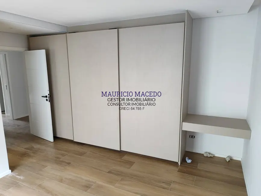 Casa com 4 quartos à venda, 440m2 em Barueri - SP - imagem 9 Foto 9 de Casa com 4 quartos à venda, 440m2 em Barueri - SP