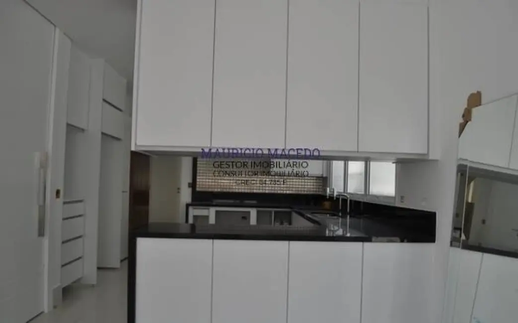 Foto 8 de Casa com 4 quartos à venda, 497m2 em Barueri - SP