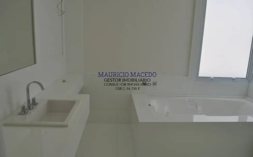 Foto 2 de Casa com 4 quartos à venda, 497m2 em Barueri - SP
