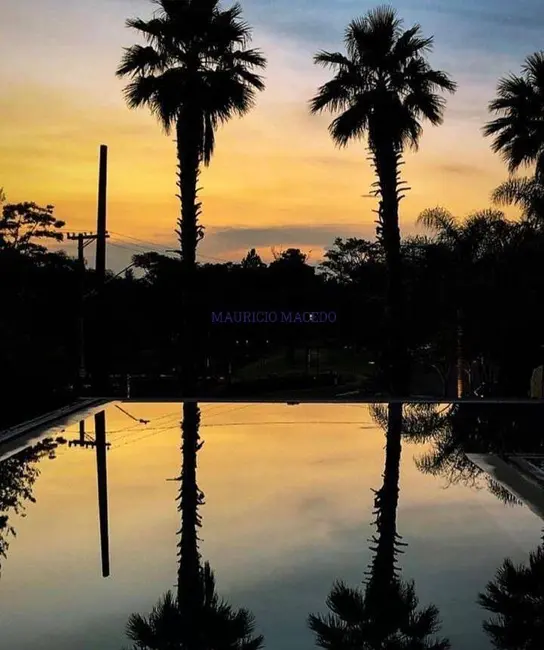 Casa com 6 quartos à venda, 1300m2 em Barueri - SP - imagem 3 Foto 3 de Casa com 6 quartos à venda, 1300m2 em Barueri - SP