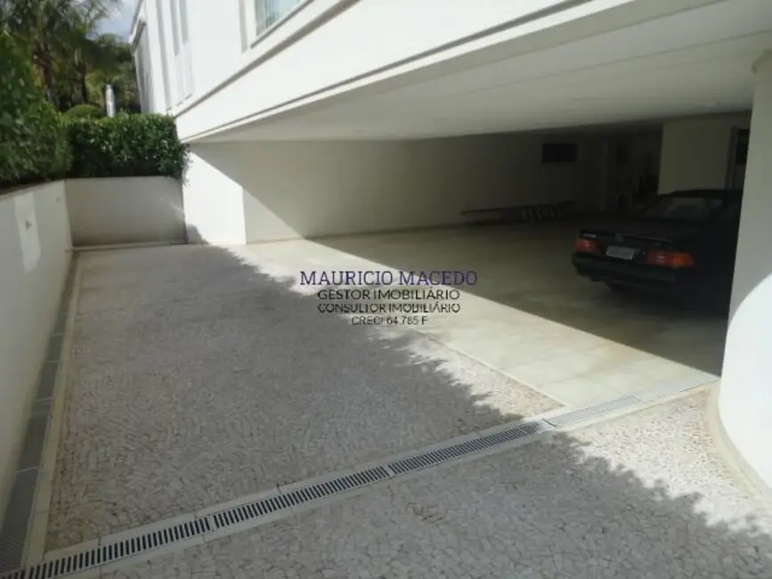 Foto 3 de Casa com 5 quartos à venda, 1200m2 em Barueri - SP