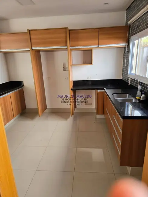Foto 7 de Casa com 3 quartos à venda, 480m2 em Barueri - SP