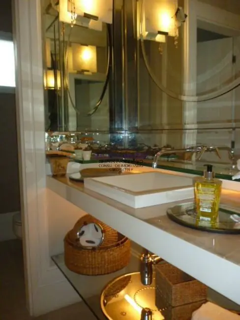 Foto 5 de Casa com 5 quartos à venda e para alugar, 870m2 em Barueri - SP