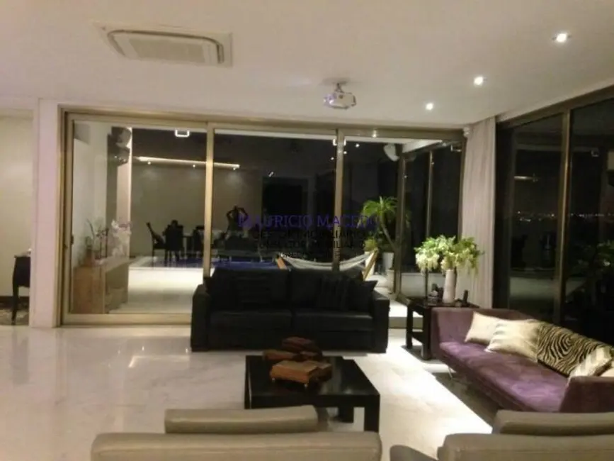 Casa com 5 quartos à venda, 494m2 em Barueri - SP - imagem 7 Foto 7 de Casa com 5 quartos à venda, 494m2 em Barueri - SP