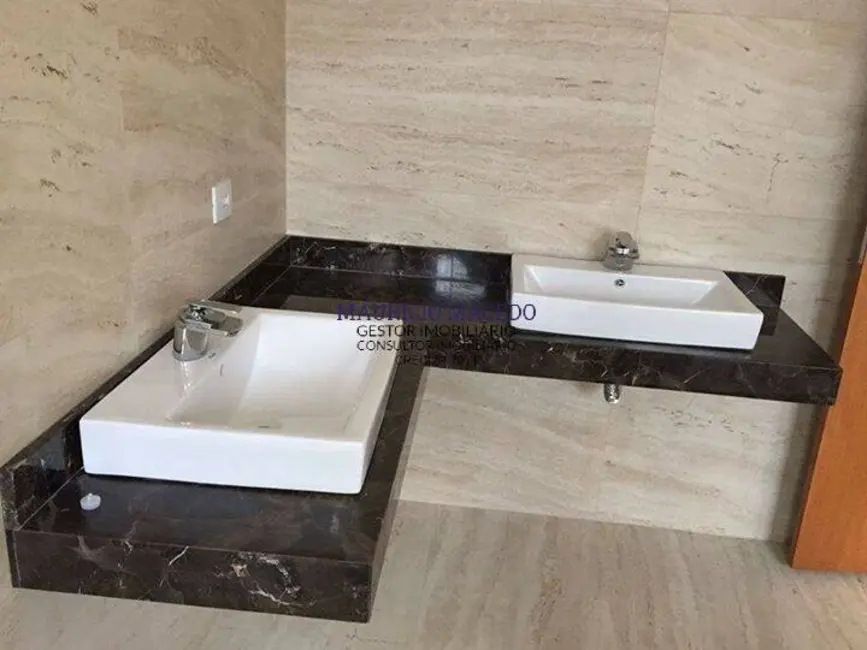 Foto 6 de Casa com 4 quartos à venda, 450m2 em Barueri - SP