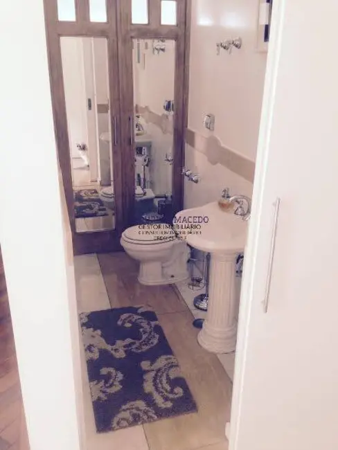 Foto 4 de Casa com 4 quartos à venda, 720m2 em Barueri - SP