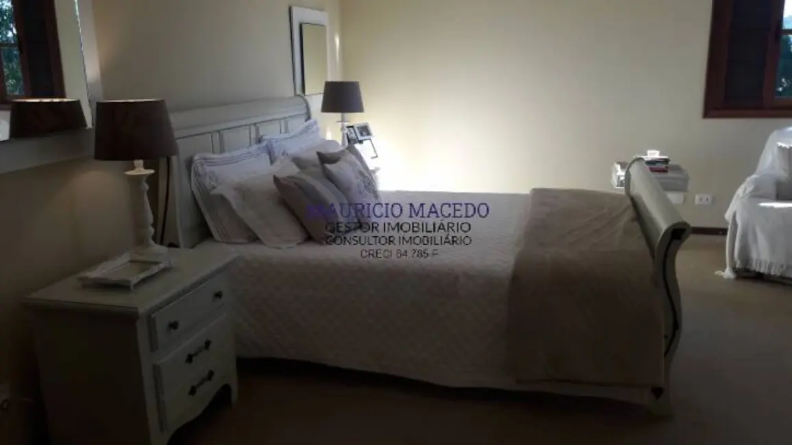 Casa com 4 quartos à venda, 600m2 em Barueri - SP - imagem 3 Foto 3 de Casa com 4 quartos à venda, 600m2 em Barueri - SP