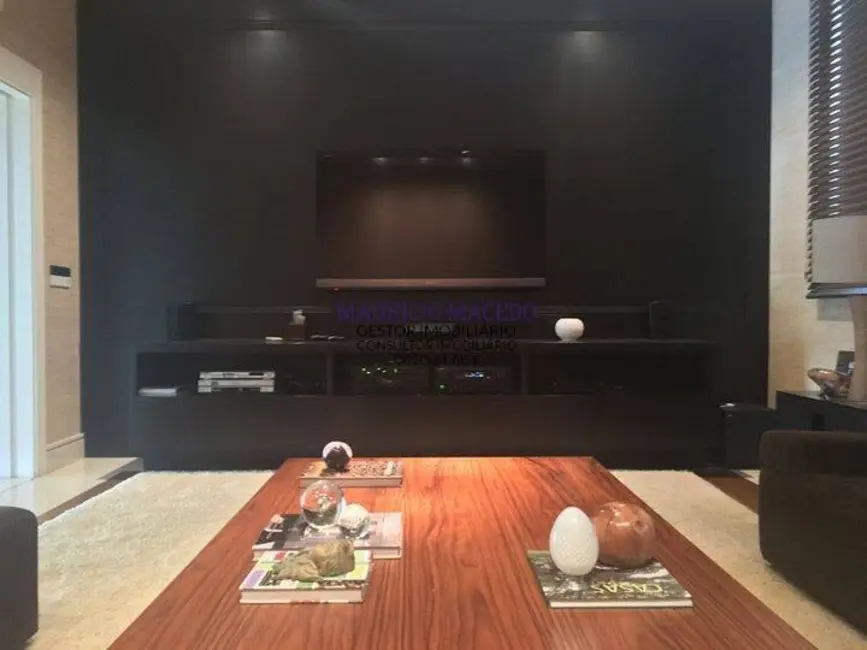 Foto 3 de Casa com 4 quartos à venda, 1754m2 em Barueri - SP