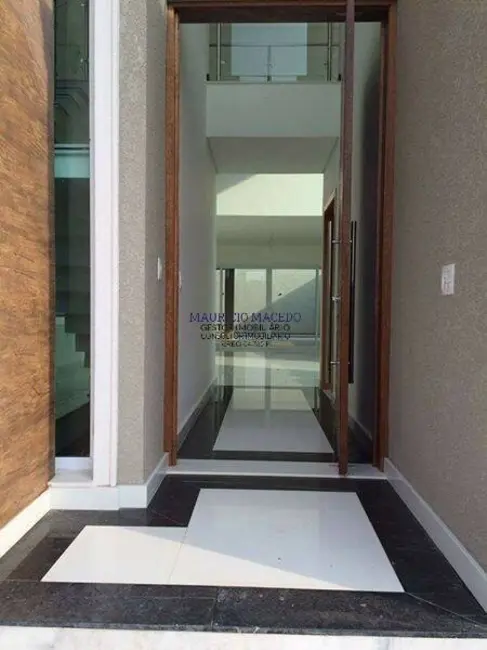 Foto 5 de Casa com 4 quartos à venda, 450m2 em Barueri - SP