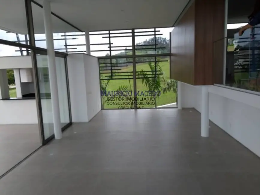 Casa com 4 quartos à venda, 512m2 em Barueri - SP - imagem 4 Foto 4 de Casa com 4 quartos à venda, 512m2 em Barueri - SP