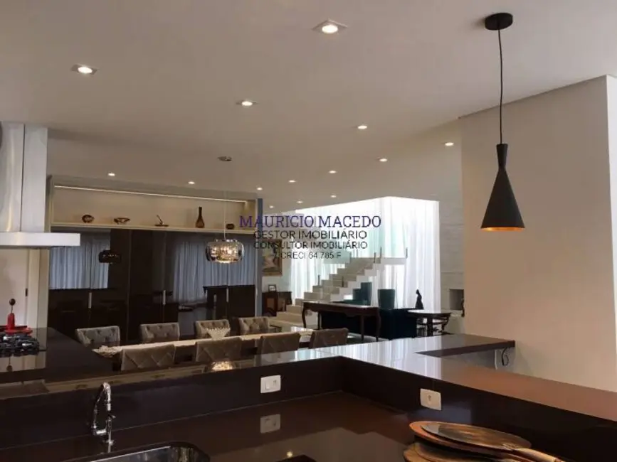 Foto 8 de Casa com 5 quartos à venda e para alugar, 680m2 em Barueri - SP