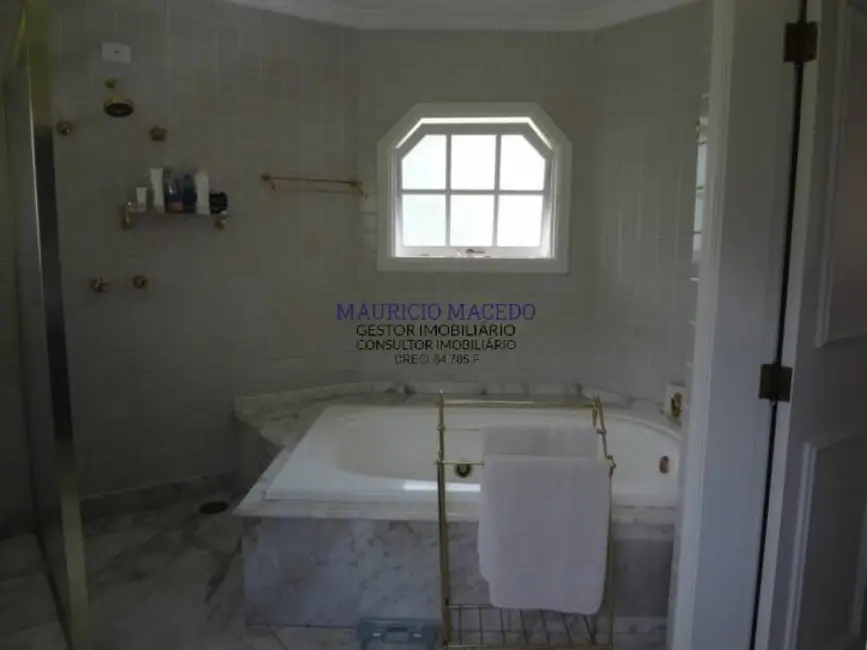 Foto 6 de Casa com 4 quartos à venda e para alugar, 815m2 em Barueri - SP