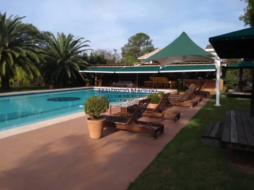 Foto 2 de Casa com 4 quartos à venda, 2000m2 em Barueri - SP