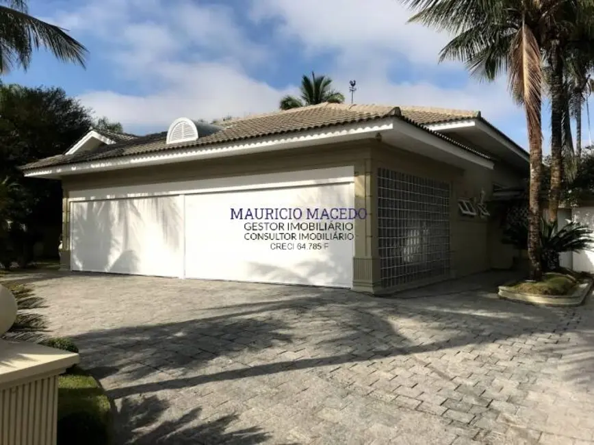 Foto 3 de Casa com 5 quartos à venda, 2135m2 em Barueri - SP