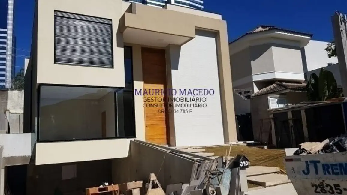Foto 2 de Casa com 4 quartos à venda, 550m2 em Barueri - SP